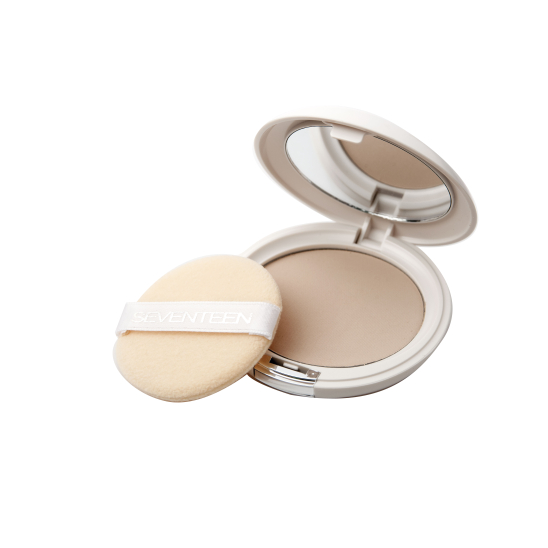 Пудра для лица компактная шелковая Natural Silky Compact Powder, 01 полупрозрачный - 1