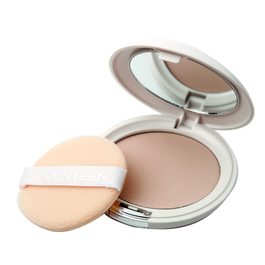 Пудра для лица компактная шелковая Natural Silky Compact Powder, 06 фарфор - 1